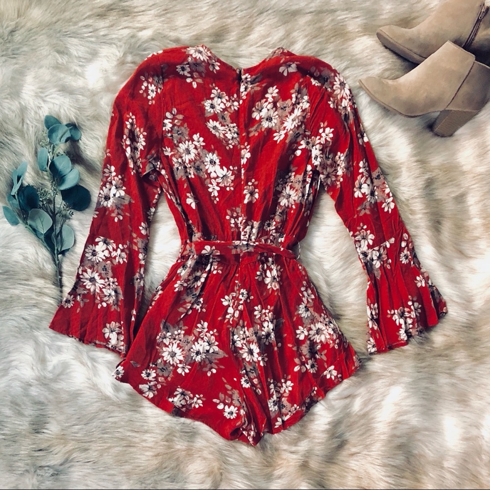 🌿 CLEARANCE 🌿 Rust Floral Playsuit Romper 🌿 - Picture 4 of 8